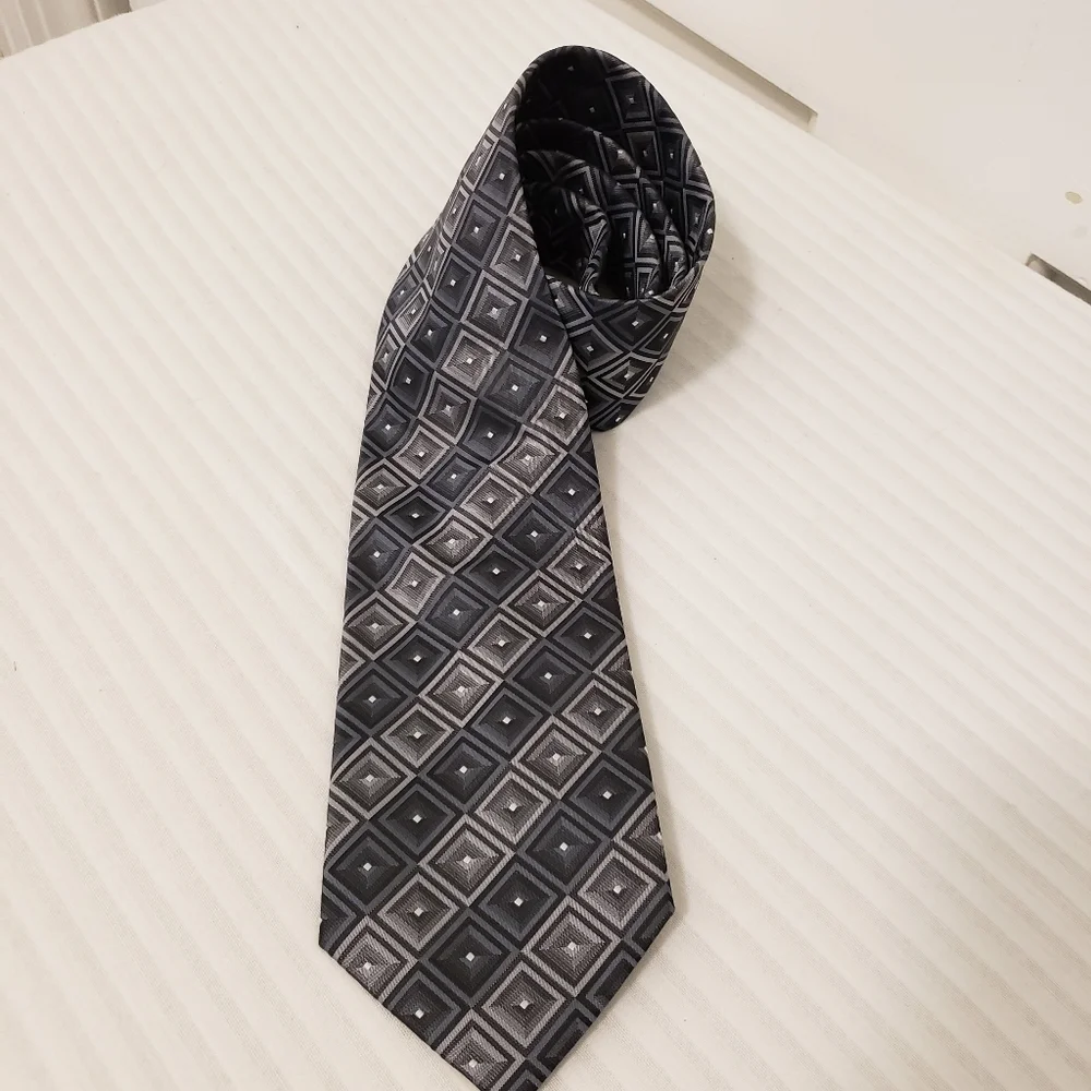 John Ashford Grey Men's Necktie Grey & White Geometric Print, Business Casual